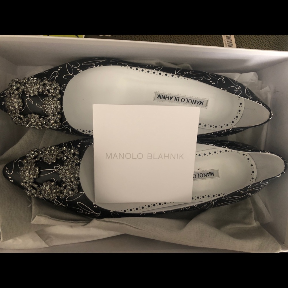 MANOLO BLAHNIK